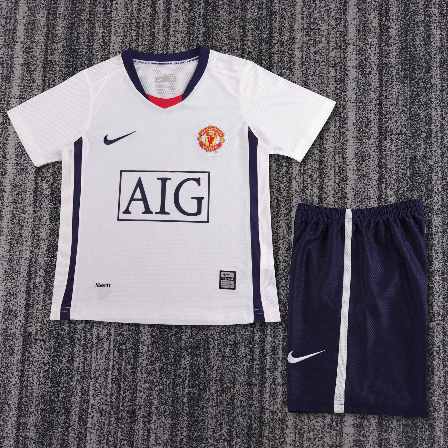 Manchester United 2008-09 Away Kids Kit - Retro