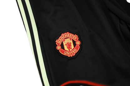 2024/25 Manchester United Presentation Green/Black Adults Tracksuit