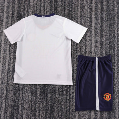 Manchester United 2008-09 Away Kids Kit - Retro