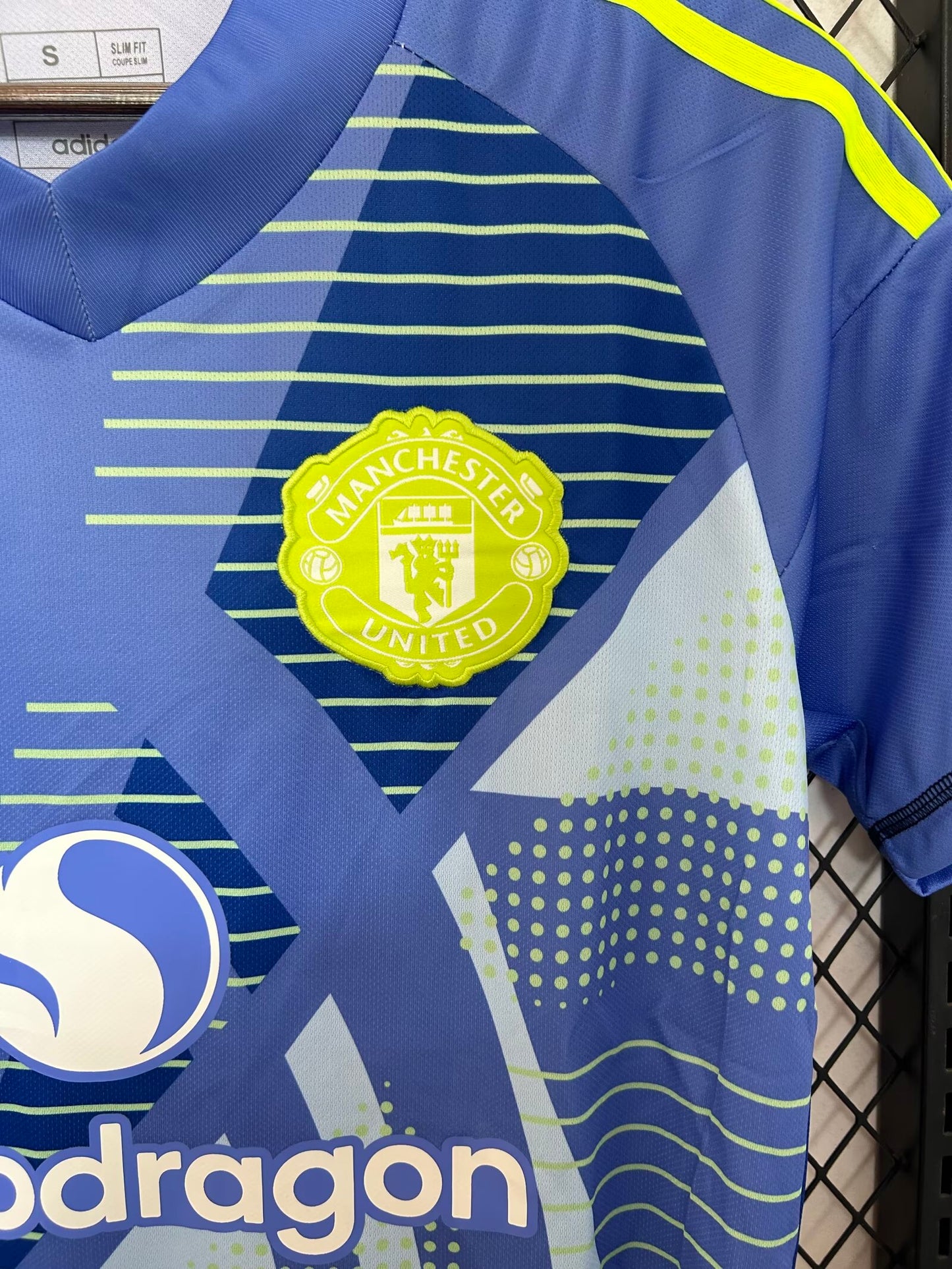 2024/25 Manchester United Home Goalkeeper Jersey - Fan Version